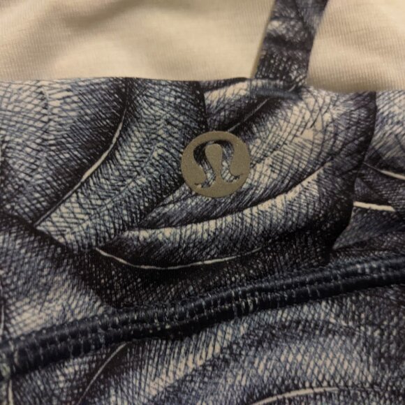 Lululemon - Energy Bra Nulux W2ADYS | Mini Concrete Jungle Alpine White Multi: 4 - Picture 10 of 15